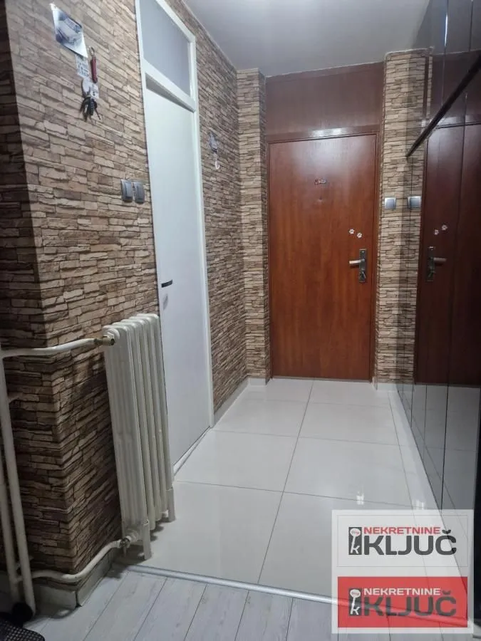 Prodaja, dvosoban stan, 55m², Novo naselje, Novi Sad