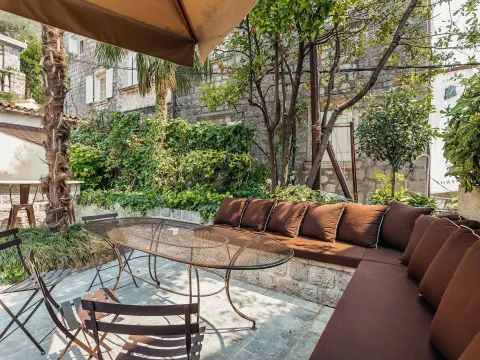 Sale, house, 382m², Perast, Kotor - image 40