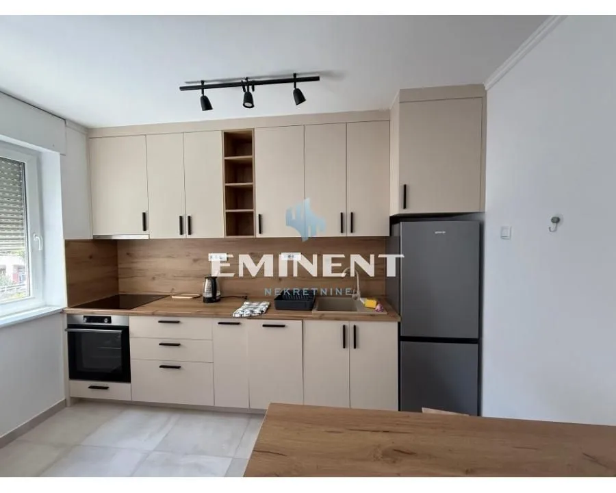 Rent, three bedroom apartment, 90m², Novi Beograd Sve Podlokacije, Beograd