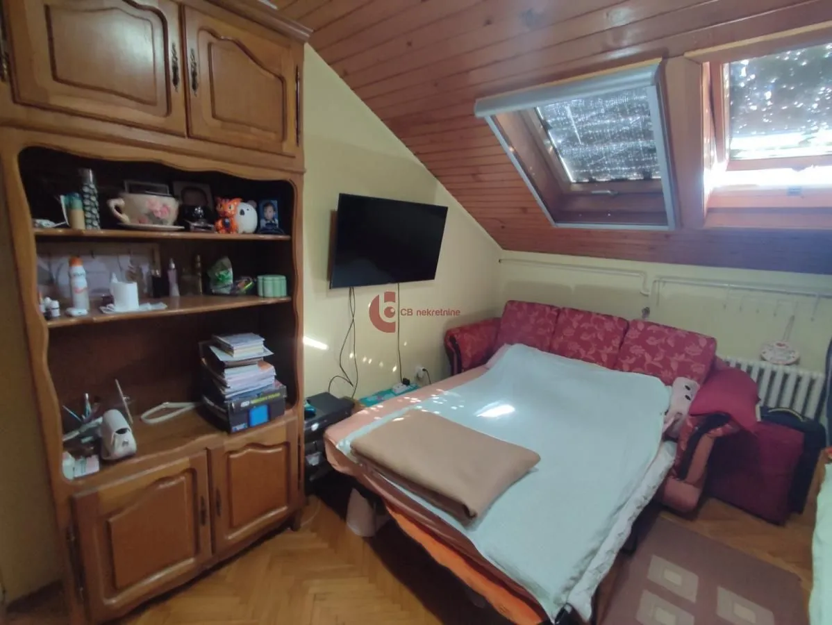 Prodaja, trosoban stan, 94m², Centar, Subotica