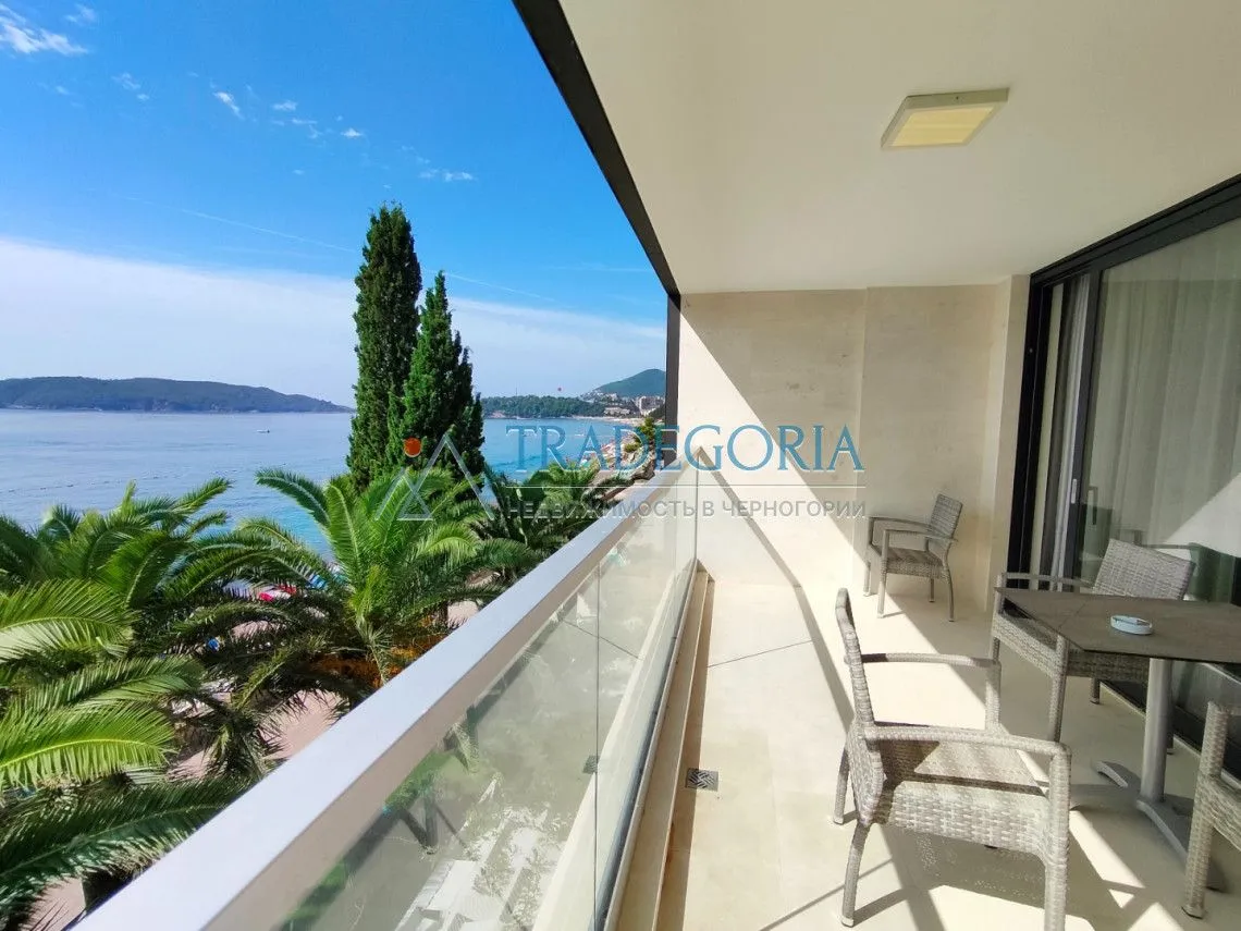 Prodaja, dvosoban stan, 107m², Bečići, Budva