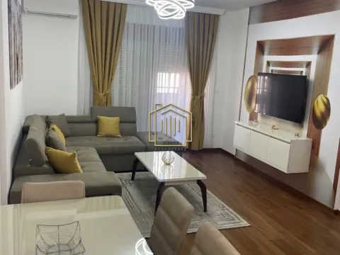 Izdavanje, jednosoban stan, 69m², Master Kvart, Podgorica - image 9