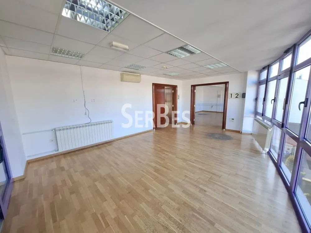Rent, office space, 500m², Adamovićevo Naselje, Novi Sad Sve Podlokacije