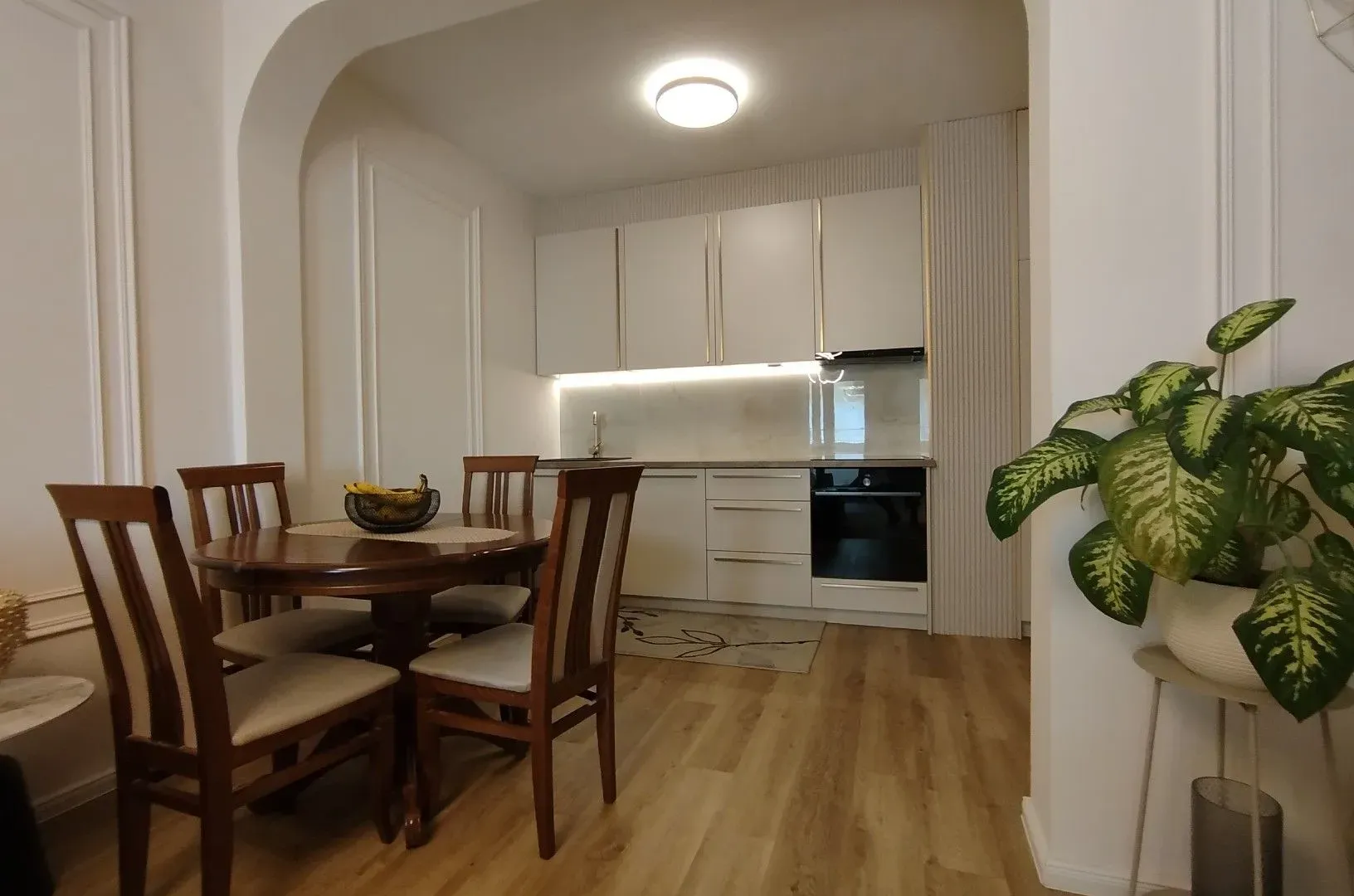 Prodaja, stan, 72m², Vezirov Most, Podgorica
