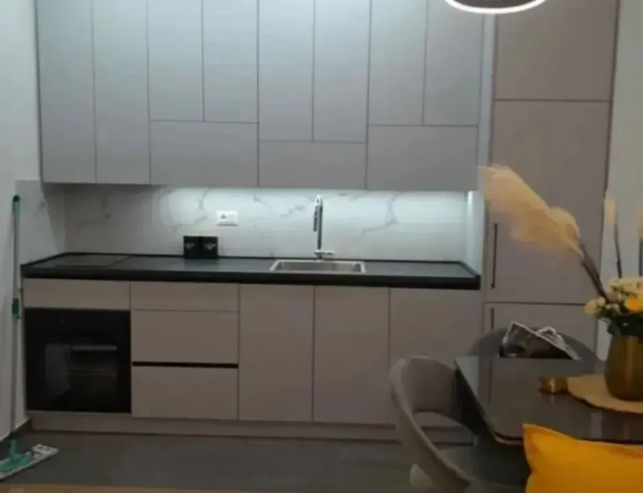 Izdavanje, jednosoban stan, 50m², Zagorič, Podgorica