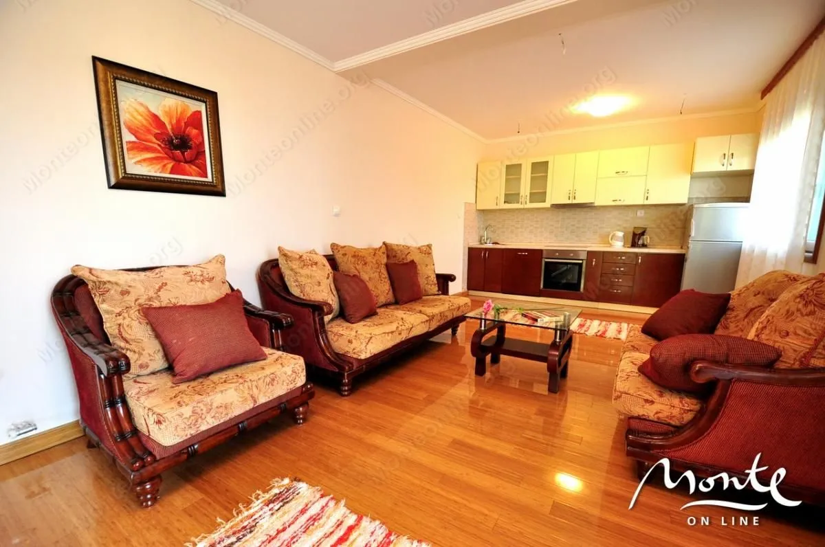 Sale, house, 644m², Pržno, Budva