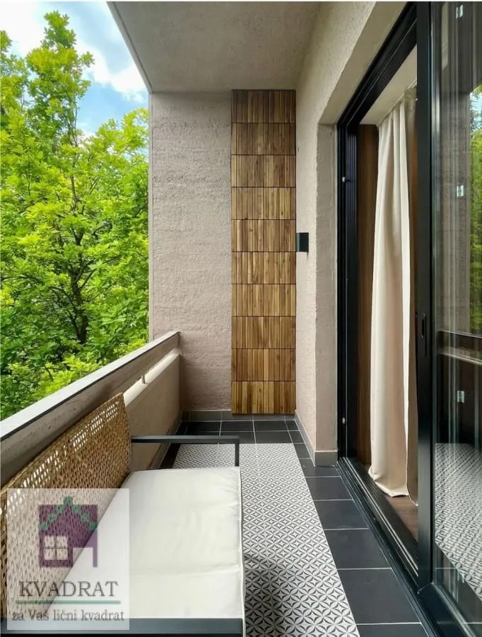 Prodaja, stan, 85m², Centar, Novi Sad