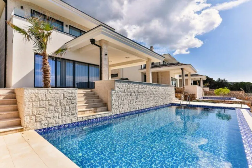 Sale, house, 342m², Utjeha, Bar