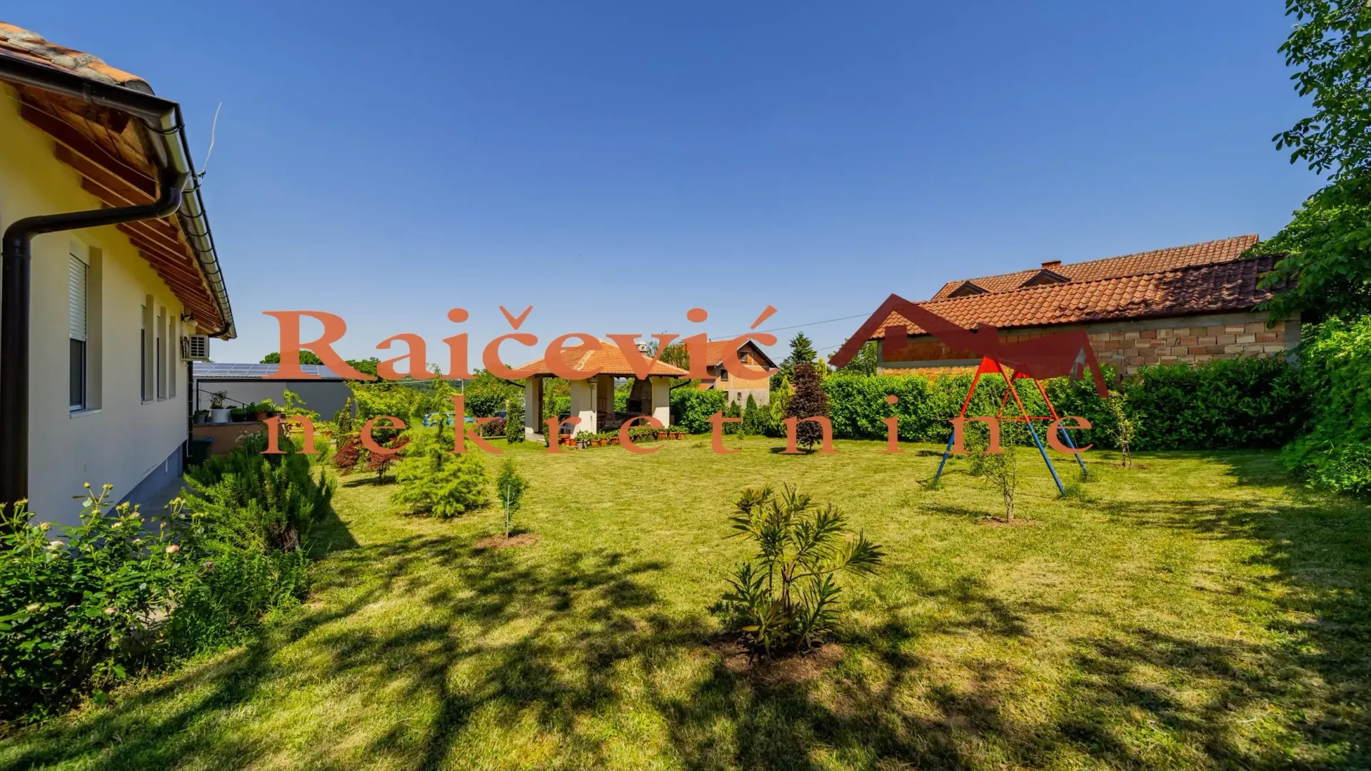 Prodaja, kuća, 257m², Sopot, Beograd