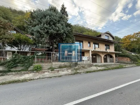 Prodaja, kuća, 500m², Miloševo, Jagodina - image 57
