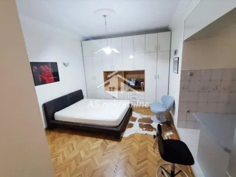Rent, two bedroom apartment, 67m², Stari Grad, Beograd - image 11