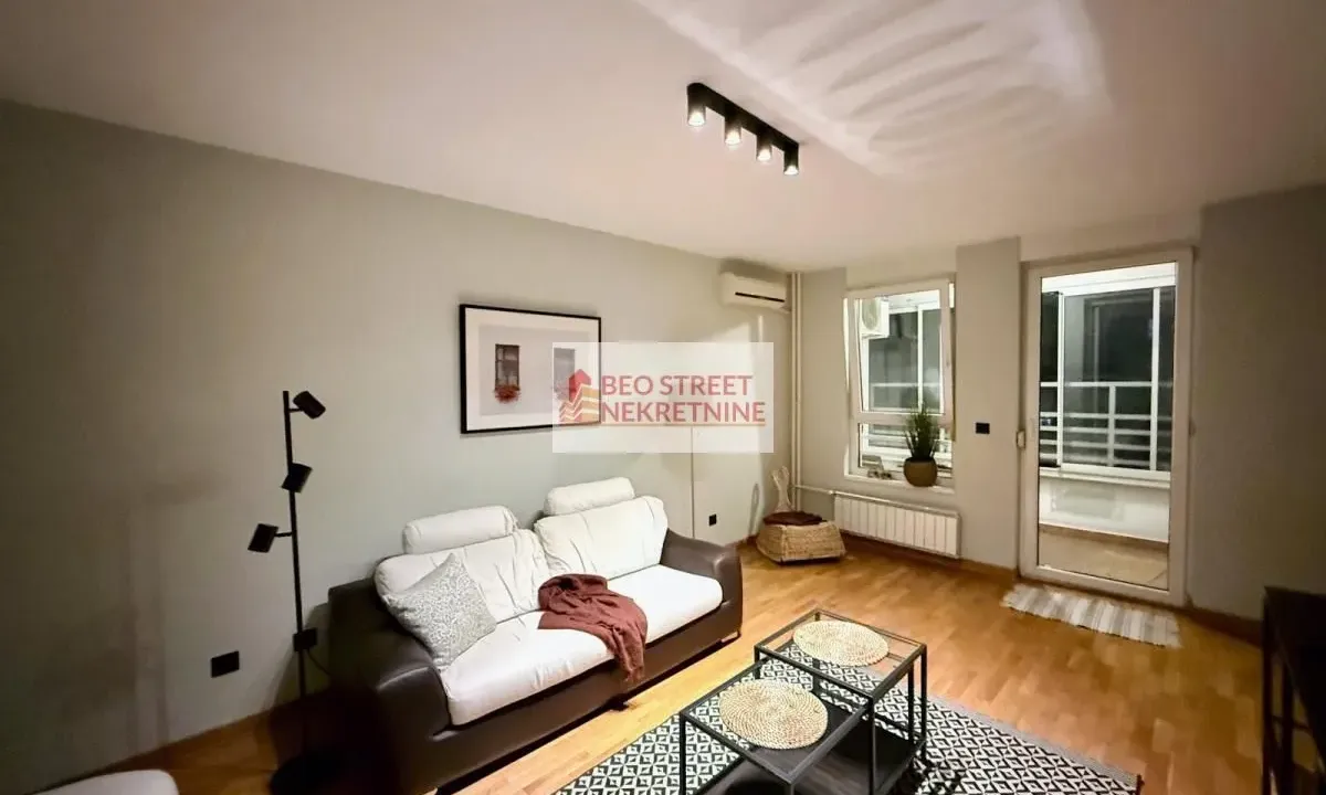 Rent, two bedroom apartment, 52m², Novi Beograd Blok 67, Novi Beograd Sve Podlokacije