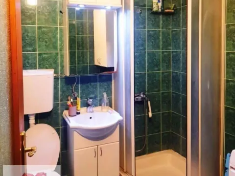 Prodaja, trosoban stan, 77m², Centar, Kragujevac - image 8