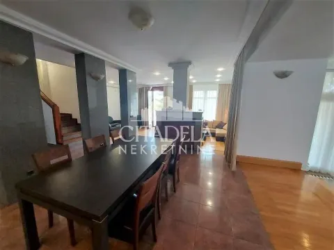 Rent, house, 400m², Savski Venac, Beograd - image 12