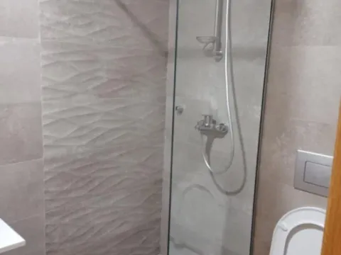 Izdavanje, jednosoban stan, 45m², Bečići, Budva - image 8