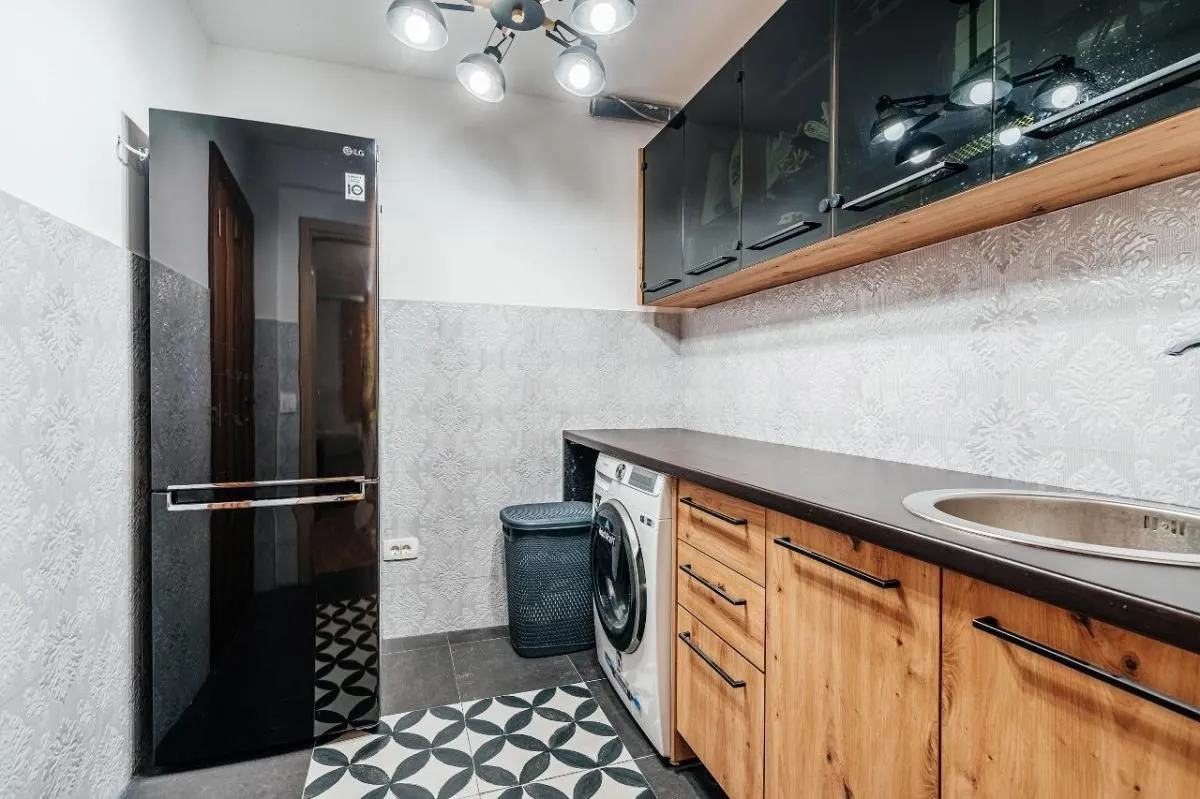 Sale, house, 350m², Reževići, Budva
