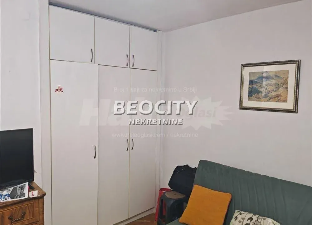 Izdavanje, stan, 25m², Dušanovac, Voždovac Sve Podlokacije