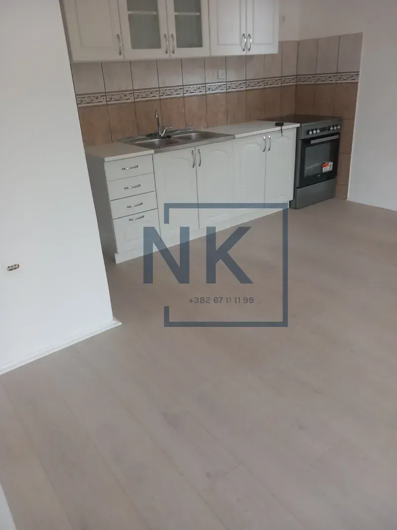 Izdavanje, jednosoban stan, 50m², Stari Aerodrom, Podgorica