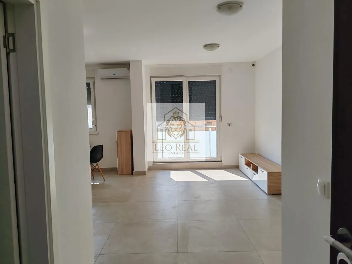 Prodaja, dvosoban stan, 47m², Nova Pazova, Stara Pazova