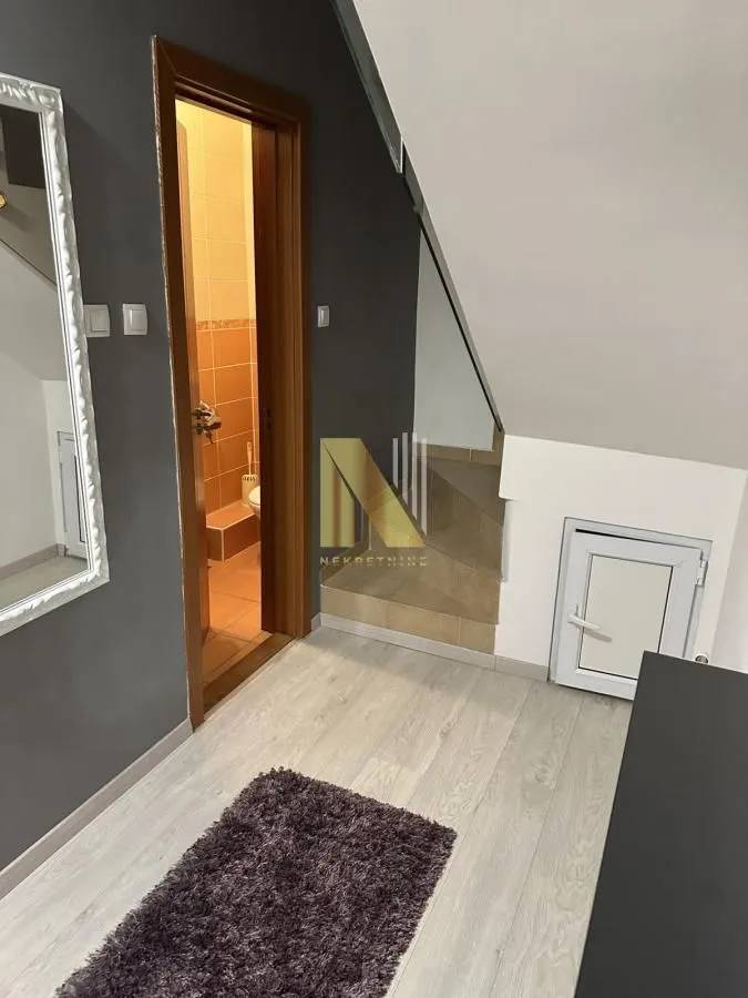 Izdavanje, trosoban stan, 72m², Detelinara, Novi Sad Sve Podlokacije