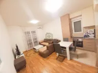 Izdavanje, dvosoban stan, 57m², Stari Aerodrom, Podgorica - image 9