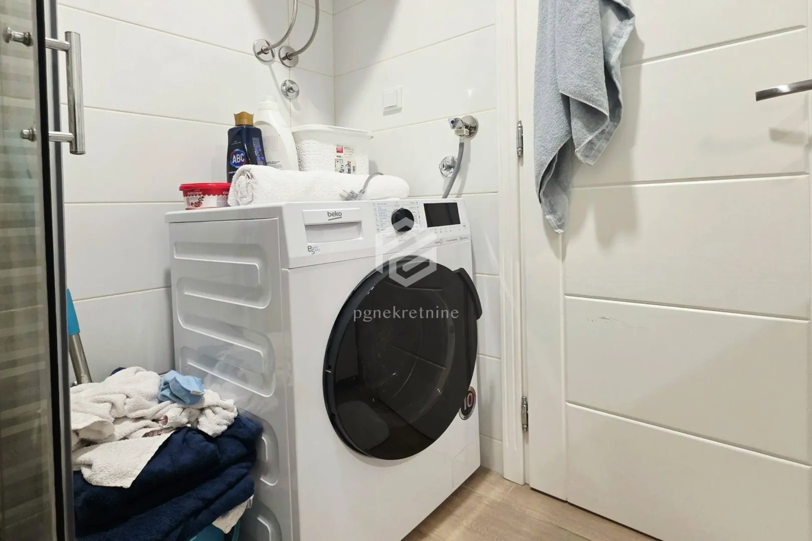Rent, one bedroom apartment, 44m², Stari Aerodrom, Podgorica