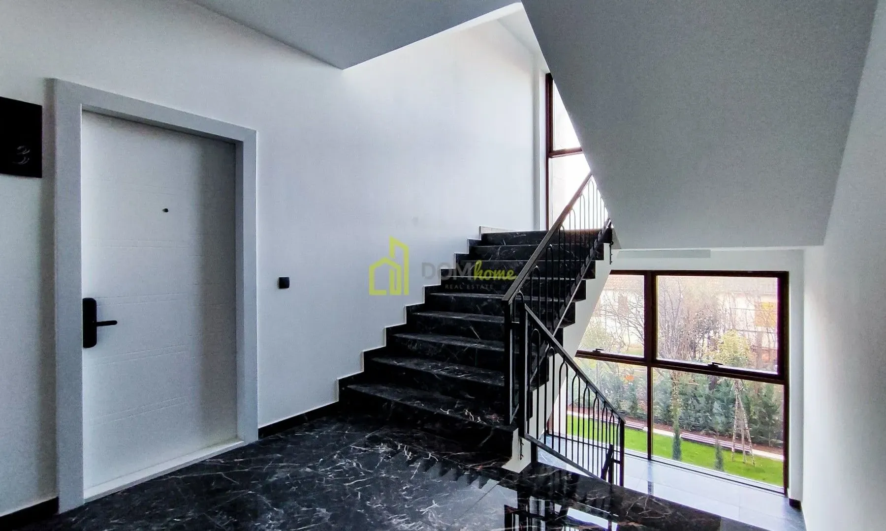 Rent, three bedroom apartment, 140m², Centar, Podgorica
