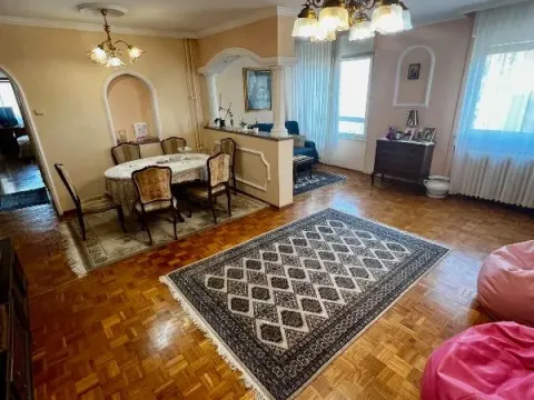 Prodaja, trosoban stan, 82m², Banjica, Voždovac Sve Podlokacije - image 2