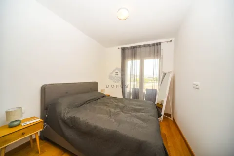 Izdavanje, dvosoban stan, 75m², New City, Podgorica - image 9