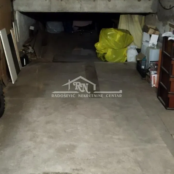 Prodaja, parking/garaža, 16m², Kanarevo Brdo, Beograd