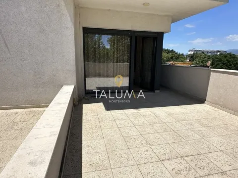 Rent, two bedroom apartment, 68m², Pobrežje, Podgorica - image 2