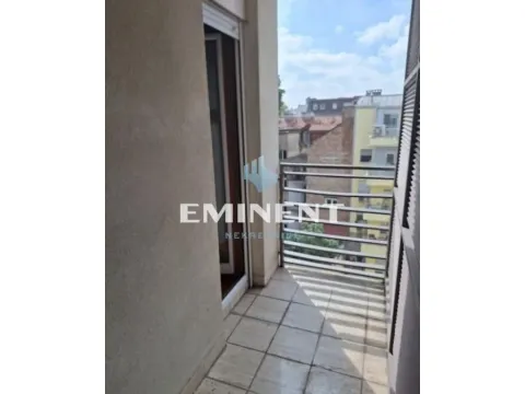 Izdavanje, trosoban stan, 90m², Vračar Hram, Vračar Sve Podlokacije - image 14