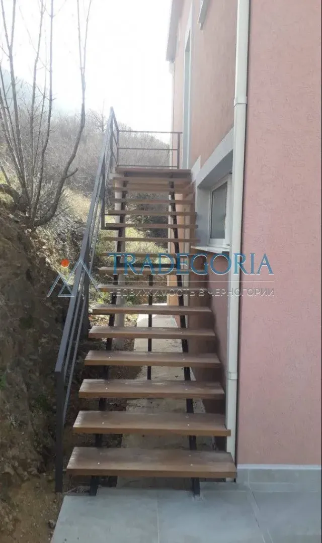 Prodaja, kuća, 210m², Sutomore, Bar