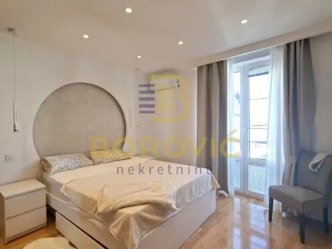 Izdavanje, stan, 150m², Senjak, Beograd - image 6