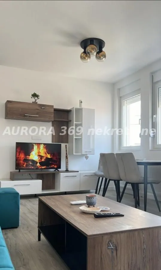 Rent, office space, 350m², Petrovaradin, Novi Sad