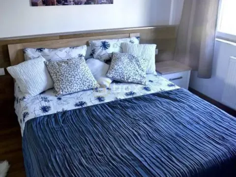 Izdavanje, trosoban stan, 61m², Centar, Niš - image 7