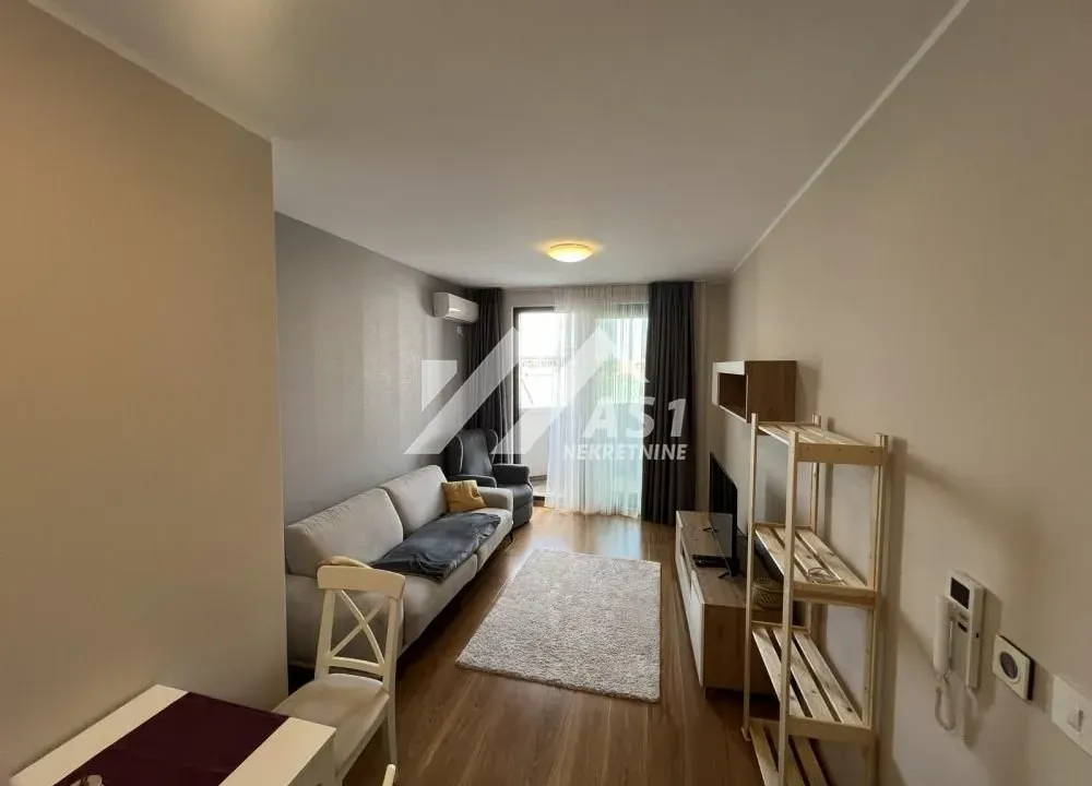 Rent, two bedroom apartment, 54m², Pupinova palata, Novi Sad Sve Podlokacije