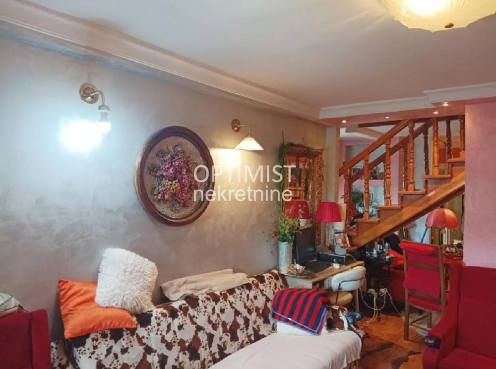 Sale, apartment, 103m², Banovo Brdo, Beograd