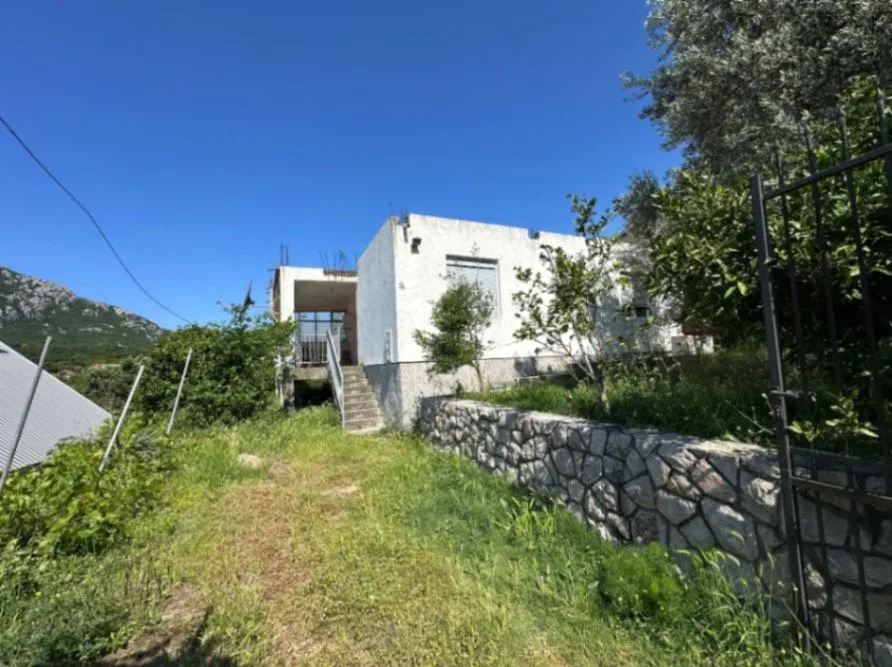Sale, house, 100m², Sutomore, Bar