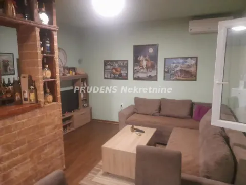 Prodaja, kuća, 90m², Deč, Pećinci - image 2