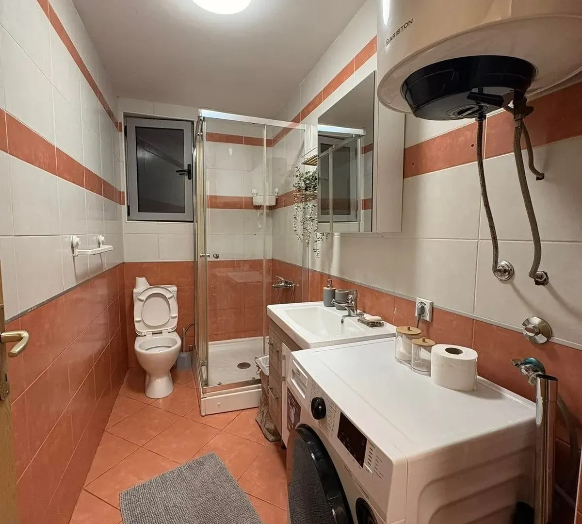 Rent, one bedroom apartment, 44m², Malo Brdo, Podgorica
