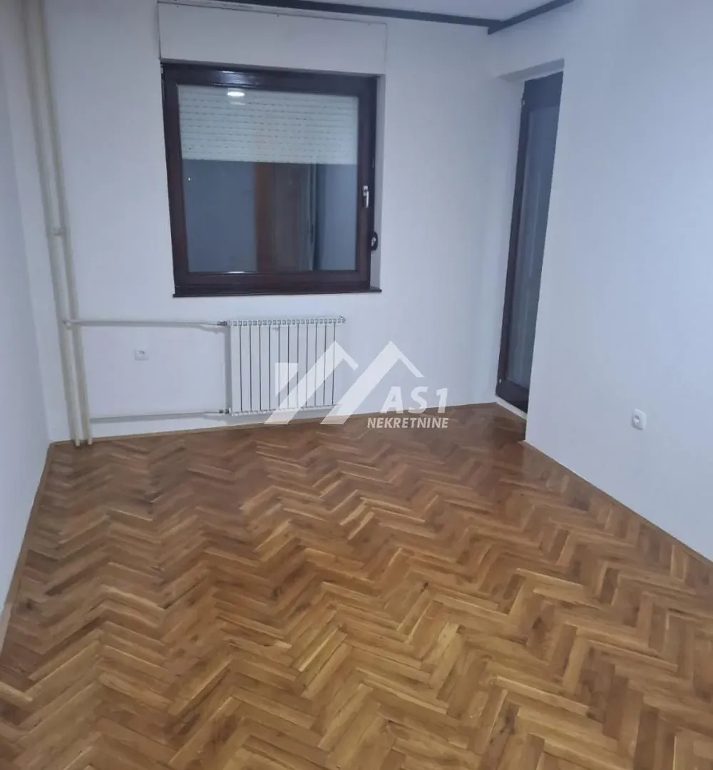 Rent, four bedroom apartment, 96m², Rotkvarija, Novi Sad Sve Podlokacije