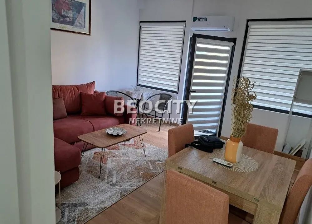 Prodaja, dvosoban stan, 38m², Centar, Vrnjačka Banja