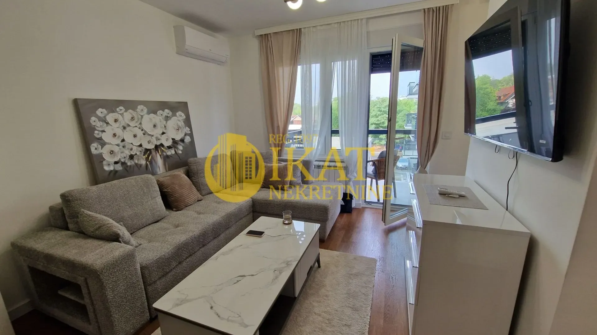 Rent, two bedroom apartment, 58m², Zemun Gornji Grad, Zemun Sve Podlokacije