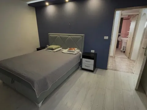 Prodaja, kuća, 150m², Stari Aerodrom, Podgorica - image 7