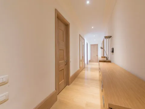 Prodaja, trosoban stan, 167m², Porto Montenegro, Tivat - image 12
