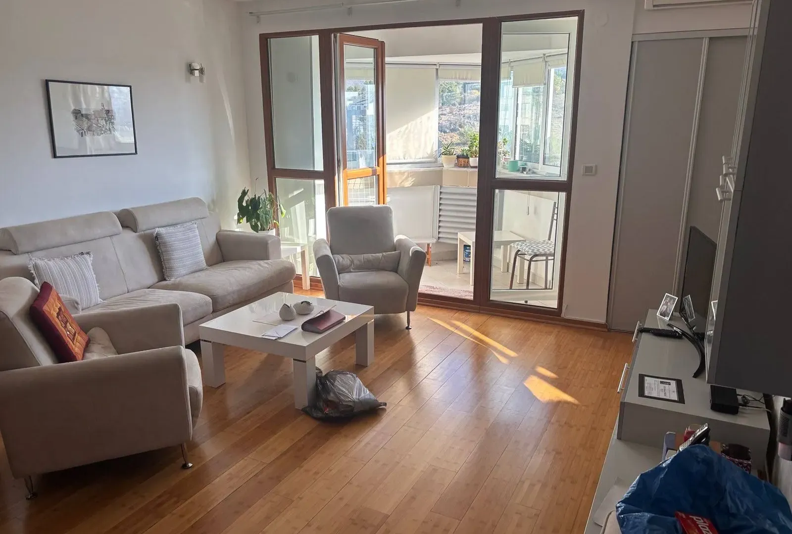 Izdavanje, dvosoban stan, 66m², Momišići, Podgorica