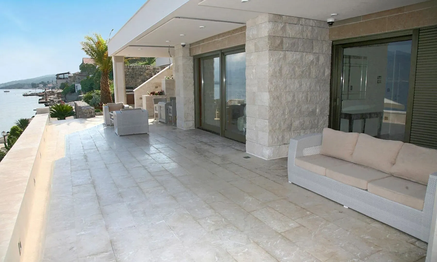 Rent, house, 300m², Krašići, Tivat