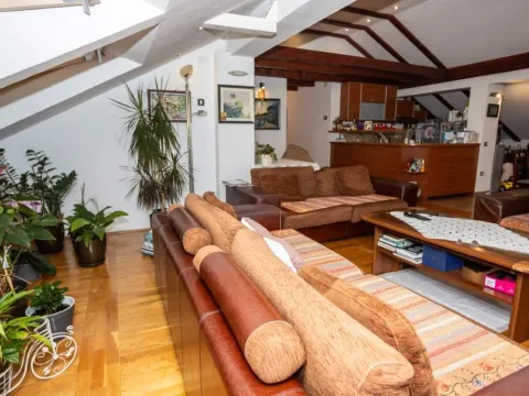 Sale, three bedroom apartment, 121m², Donja Lastva, Tivat - image 1