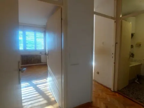 Prodaja, dvosoban stan, 73m², Centar, Nikšić - image 5